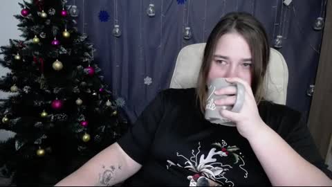 Snapshot of xx_daniella_xx chatting on December 21, 11:01 am xx daniella xx online show from December 21, 11:01 am