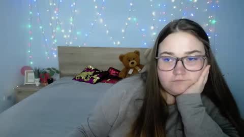 Snapshot of xx_daniella_xx chatting on January 29, 2:40 am xx daniella xx online show from January 29, 2:40 am