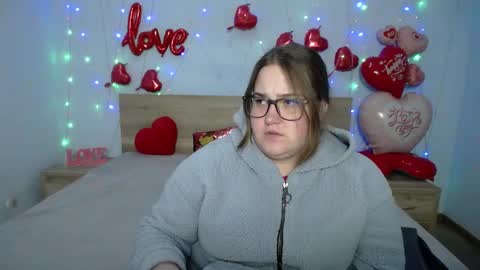 Snapshot of xx_daniella_xx chatting on February 17, 7:21 pm xx daniella xx online show from February 17, 7:21 pm