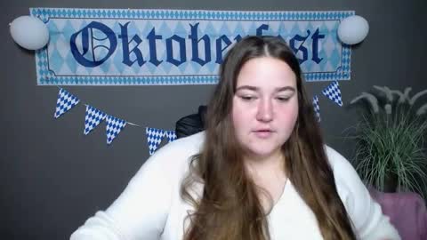 Snapshot of xx_daniella_xx chatting on October 8, 6:22 am xx daniella xx online show from October 8, 6:22 am