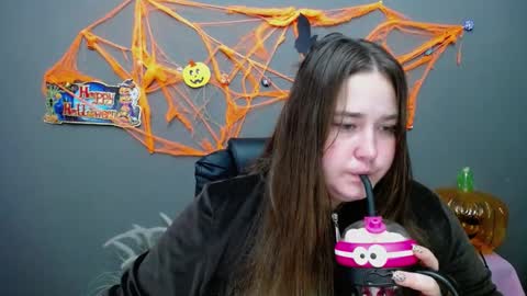 Snapshot of xx_daniella_xx chatting on October 27, 7:23 am xx daniella xx online show from October 27, 7:23 am