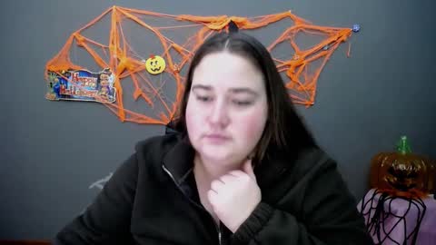 Snapshot of xx_daniella_xx chatting on October 28, 7:23 am xx daniella xx online show from October 28, 7:23 am