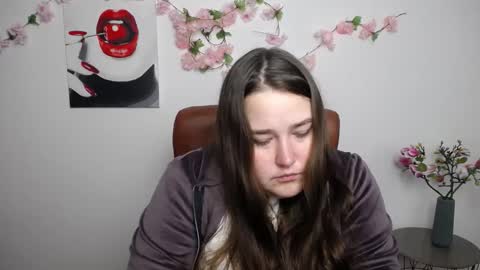 Snapshot of xx_daniella_xx chatting on November 12, 7:31 am xx daniella xx online show from November 12, 7:31 am