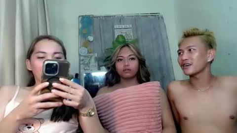 xxapplebabexx online show from October 5, 8:23 am