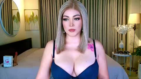 MISS NATALIA online show from September 30, 12:37 am