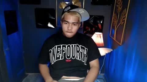 Snapshot of xxbigcockchrissxx chatting on February 1, 10:47 am xxbigcockchrissxx online show from February 1, 10:47 am