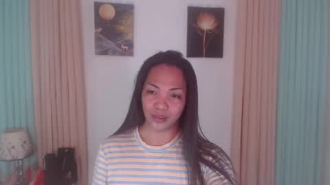 Snapshot of xxeroticdhaliaxx chatting on October 22, 2:34 am xxeroticdhaliaxx online show from October 22, 2:34 am