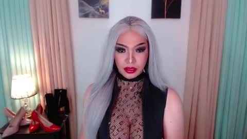 Snapshot of xxeroticdhaliaxx chatting on October 24, 8:00 am xxeroticdhaliaxx online show from October 24, 8:00 am