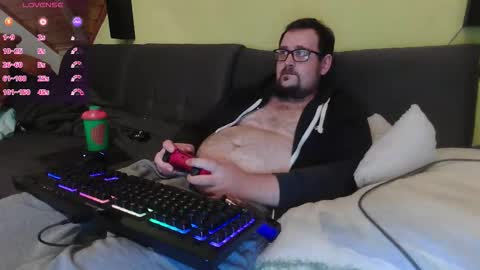 Snapshot of xxevoker chatting on September 23, 5:27 pm xxevoker online show from September 23, 5:27 pm