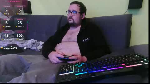 Snapshot of xxevoker chatting on October 27, 8:57 pm xxevoker online show from October 27, 8:57 pm