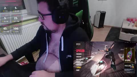 Snapshot of xxevoker chatting on November 30, 8:57 pm xxevoker online show from November 30, 8:57 pm