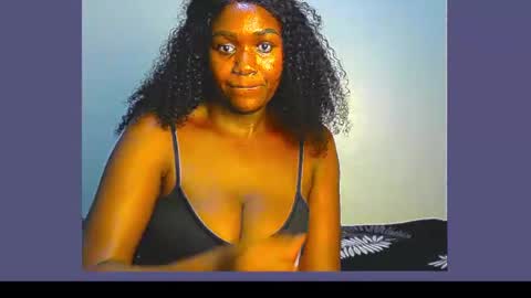 Snapshot of xxfleurlove chatting on December 2, 10:12 pm xxfleurlove online show from December 2, 10:12 pm