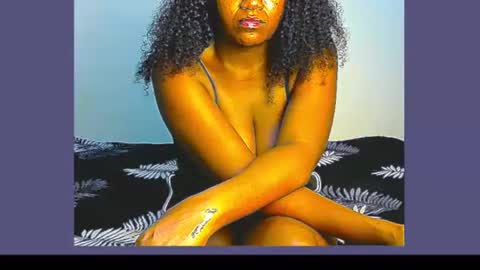 Snapshot of xxfleurlove chatting on December 3, 1:19 am xxfleurlove online show from December 3, 1:19 am