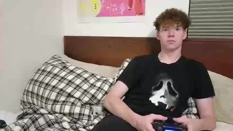 Snapshot of xxginger_ chatting on December 14, 2:06 am XxGinger online show from December 14, 2:06 am