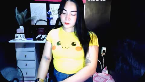 Snapshot of xxirene chatting on December 1, 12:54 pm xxirene online show from December 1, 12:54 pm