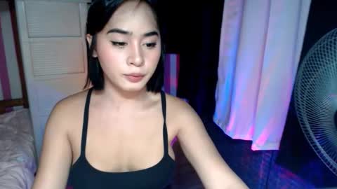 xxjasminfoxxx online show from February 23, 8:22 am