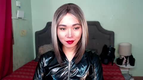 Snapshot of xxkagura_hugecock_69xx chatting on January 23, 11:26 pm Kagura online show from January 23, 11:26 pm