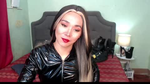 Snapshot of xxkagura_hugecock_69xx chatting on January 26, 6:27 pm Kagura online show from January 26, 6:27 pm