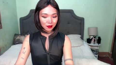 Snapshot of xxkagura_hugecock_69xx chatting on February 27, 3:25 am Kagura online show from February 27, 3:25 am