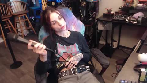 Lilith online show from October 22, 2:45 am