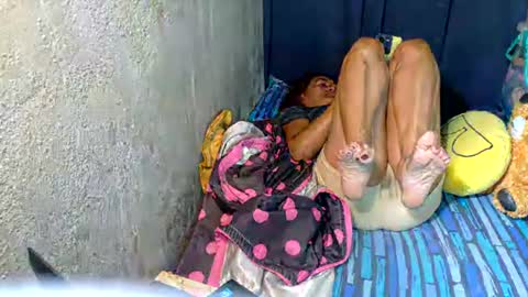 xxloveheart online show from December 17, 9:10 pm