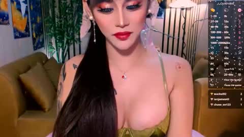xxmissjuliaxx online show from September 18, 2:35 am