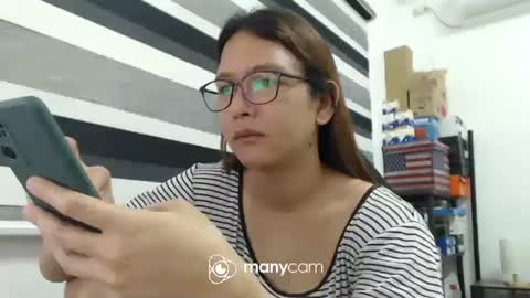 Snapshot of xxmonsterbigcockxx chatting on January 23, 11:04 am Kaycee online show from January 23, 11:04 am