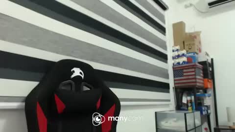 Snapshot of xxmonsterbigcockxx chatting on January 24, 2:51 pm Kaycee online show from January 24, 2:51 pm