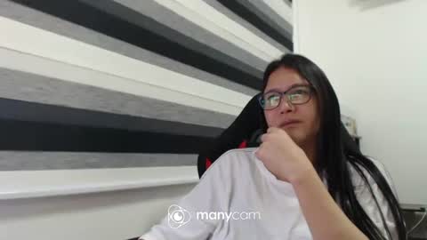 Snapshot of xxmonsterbigcockxx chatting on November 7, 2:39 pm Kaycee online show from November 7, 2:39 pm