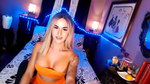 urperfection kelly online show from January 2, 8:17 am