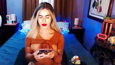 urperfection kelly online show from January 23, 5:10 pm