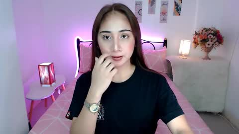 Snapshot of xxslutty_paula69 chatting on December 5, 11:49 am Pau Madrigal online show from December 5, 11:49 am