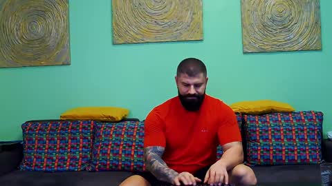 Xtream Leonard online show from January 15, 12:15 pm