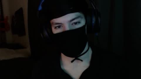 Snapshot of xxwhitefoxx chatting on November 26, 4:13 am David Fox online show from November 26, 4:13 am