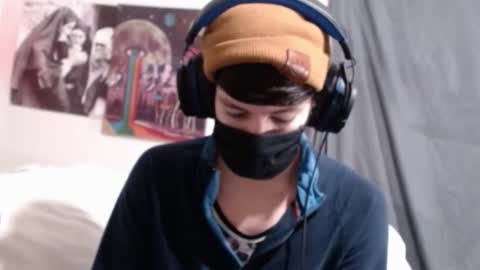 Snapshot of xxwhitefoxx chatting on November 27, 4:14 am David Fox online show from November 27, 4:14 am