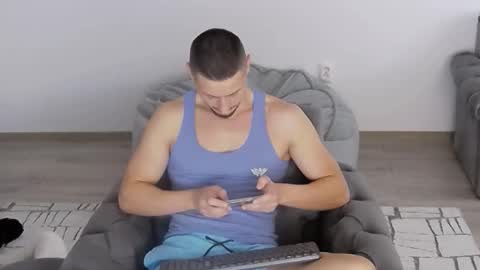 Snapshot of xxx_alejandro chatting on November 11, 10:37 am xxx_alejandro online show from November 11, 10:37 am