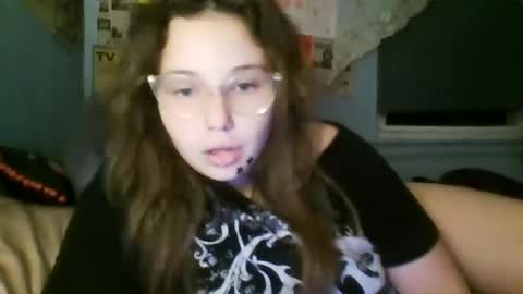 Snapshot of xxxangelcakes chatting on October 21, 4:02 am xxxangelcakes online show from October 21, 4:02 am