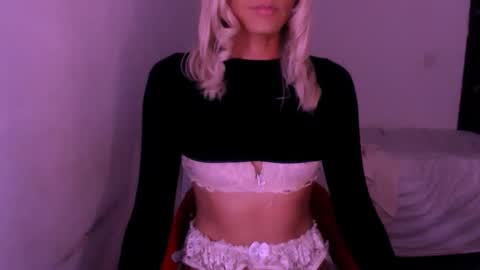 Chiara online show from April 8, 3:17 am