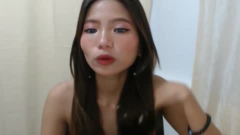 Snapshot of xxxforyouonlyxxx chatting on October 2, 10:44 am inday pinay online show from October 2, 10:44 am