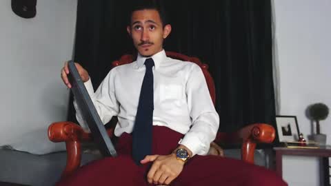 Snapshot of xxxhome_alonexxx chatting on December 23, 7:52 pm Kev online show from December 23, 7:52 pm