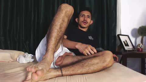 Snapshot of xxxhome_alonexxx chatting on January 14, 1:47 am Kev online show from January 14, 1:47 am
