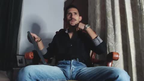 Snapshot of xxxhome_alonexxx chatting on January 19, 7:47 pm Kev online show from January 19, 7:47 pm