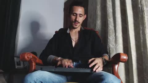 Snapshot of xxxhome_alonexxx chatting on January 19, 10:49 pm Kev online show from January 19, 10:49 pm
