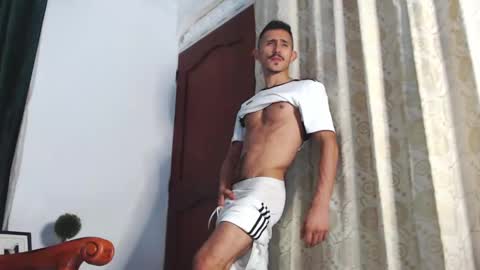 Snapshot of xxxhome_alonexxx chatting on January 27, 10:38 pm Kev online show from January 27, 10:38 pm