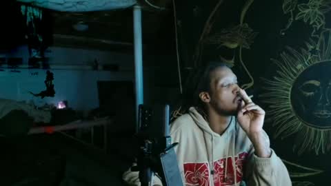 xxxjrstrokesxxx online show from January 26, 3:38 am