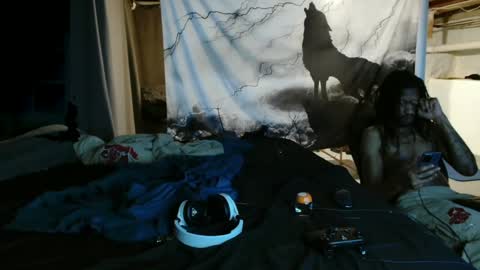 xxxjrstrokesxxx online show from January 27, 1:59 am