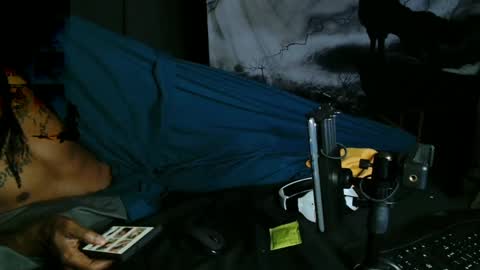 xxxjrstrokesxxx online show from January 28, 7:32 am