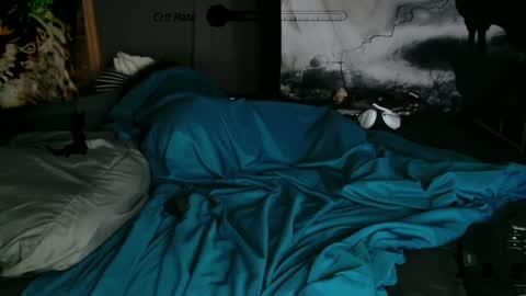 xxxjrstrokesxxx online show from January 28, 1:38 pm