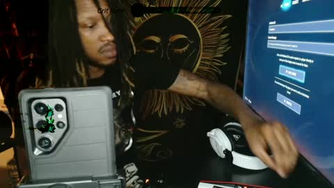 xxxjrstrokesxxx online show from February 6, 3:31 pm