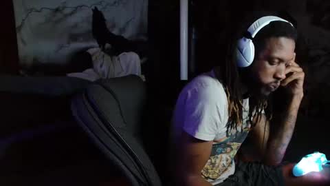 Snapshot of xxxjrstrokesxxx chatting on October 31, 4:02 am xxxjrstrokesxxx online show from October 31, 4:02 am